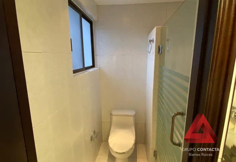 CASA EN VENTA COLONIA CUMBRES 3er.SECTOR MONTERREY N.L.