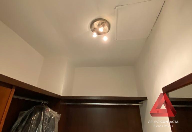 CASA EN VENTA COLONIA CUMBRES 3er.SECTOR MONTERREY N.L.