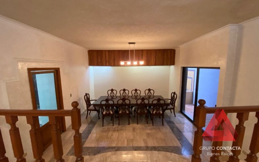 CASA EN VENTA COLONIA CUMBRES 3er.SECTOR MONTERREY N.L.