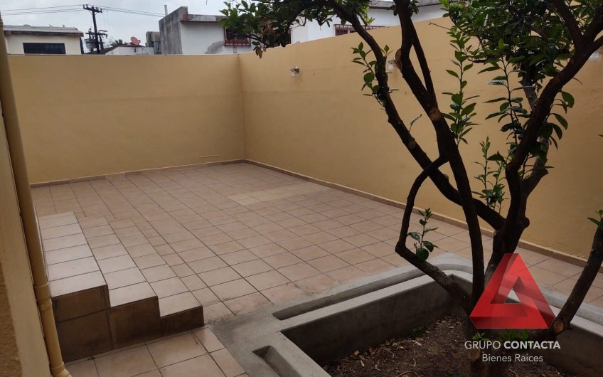 CASA EN RENTA CUMBRES SEGUNDO SECTOR MONTERREY N.L.