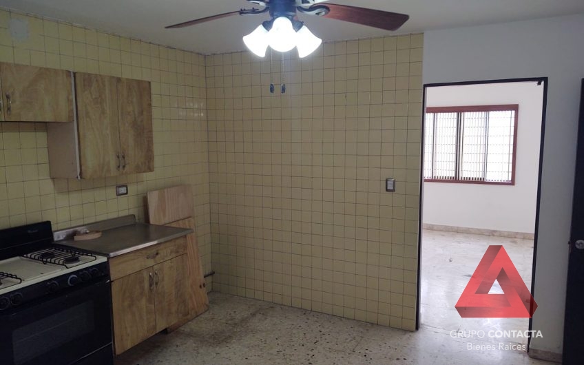 CASA EN RENTA CUMBRES SEGUNDO SECTOR MONTERREY N.L.