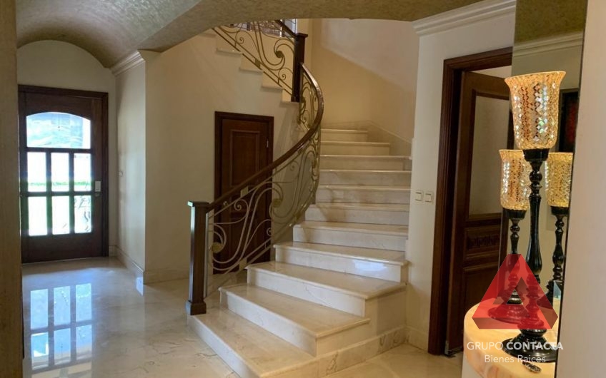 CASA EN VENTA RESIDENCIAL Y CLUB DE GOLF LA HERRADURA MONTERREY N.L.
