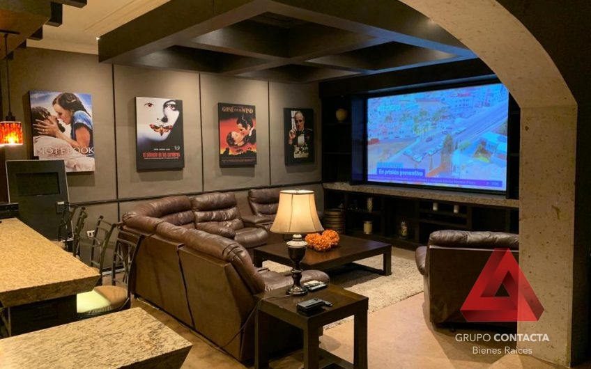 CASA EN VENTA RESIDENCIAL Y CLUB DE GOLF LA HERRADURA MONTERREY N.L.
