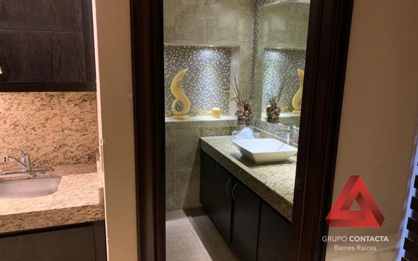 CASA EN VENTA RESIDENCIAL Y CLUB DE GOLF LA HERRADURA MONTERREY N.L.