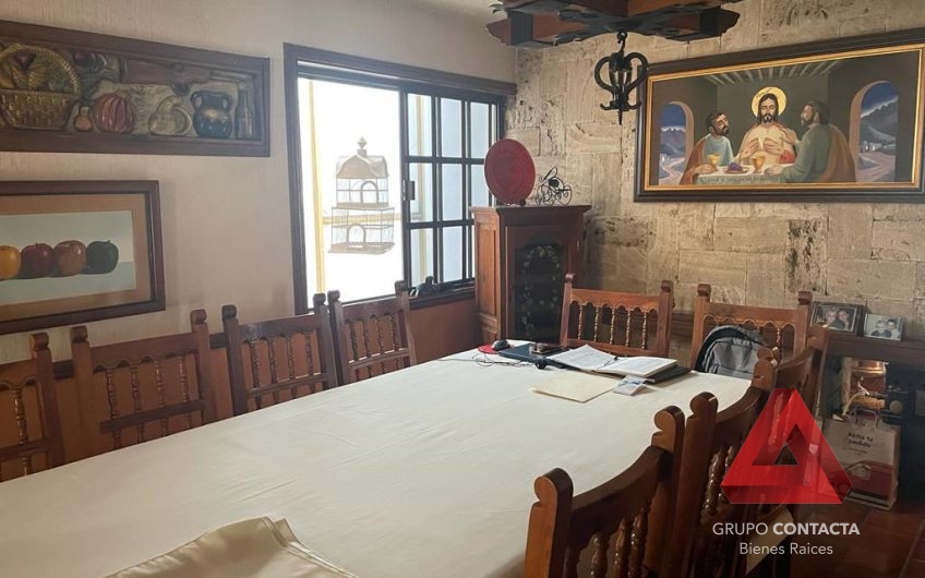 CASA EN VENTA COLONIA CHEPEVERA MONTERREY N.L.