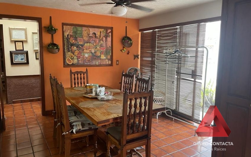 CASA EN VENTA COLONIA CHEPEVERA MONTERREY N.L.