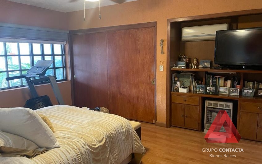 CASA EN VENTA COLONIA CHEPEVERA MONTERREY N.L.