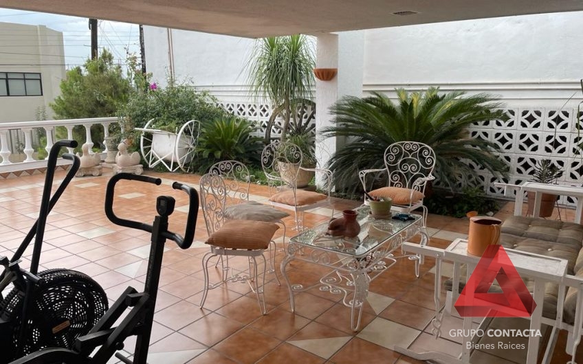 CASA EN VENTA COLONIA CHEPEVERA MONTERREY N.L.